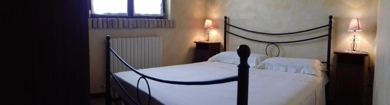 Agriturismo Tenuta Santa Maria Notaresco Ngoại thất bức ảnh